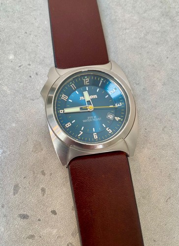 Nixon watch unlocked the - nixon,