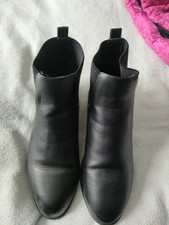 Ladies Boots with Wide Fitting