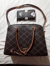 Catwalk Brown Shoulder Bag And