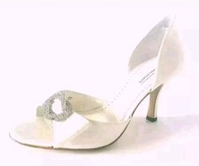  BENJAMIN ADAMS IVORY SILK