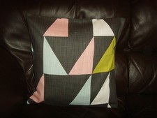 B NEW MADE IN SCION GEOMETRIC