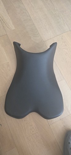 Yamaha seat black - seat,