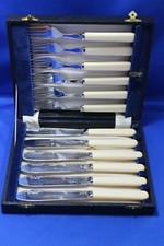 Vintage boxed cutlery set - vintage,