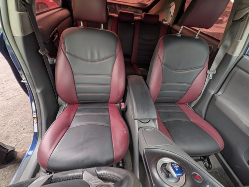 Toyota prius xw30 spirit - t,
