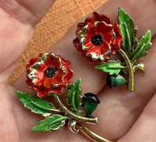 Vintage Exquisite Clip Earrings, Red Poppies 1950s Hand Painted Enamel Flowers