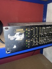 YAMAHA Q2031A  2 System 31 BAND Dual-Channel Graphic Equalizer Rackmount