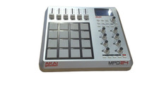 AKAI PROFESSIONAL MPD24