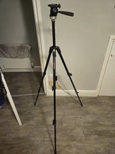 Manfrotto 190XDB + 390RC2 Tilt Pan head Tripod