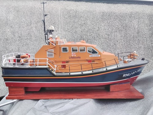 Radio control life boat - life, tamer