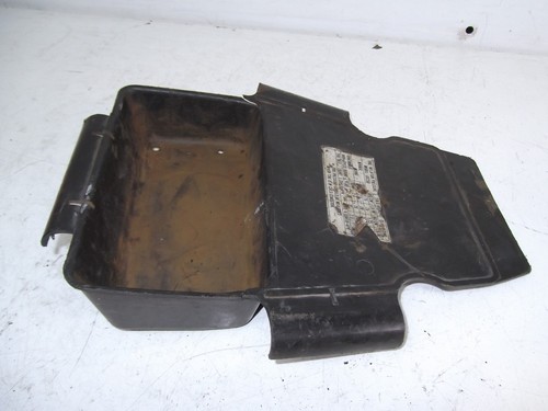 Suzuki gs750 tool tray - ,
