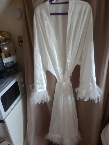 White silky feathered robe - silky, xl-
