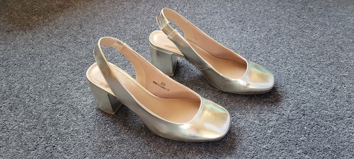 Marks spencer gold block - &spencer,