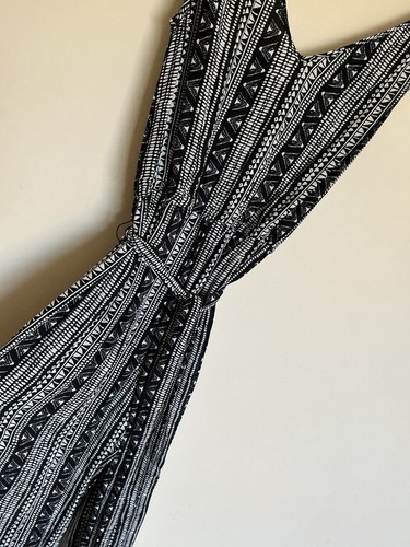 Ladies girls black white - /,