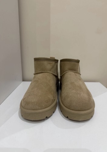 Ugg women cola huggy boots - women’s,