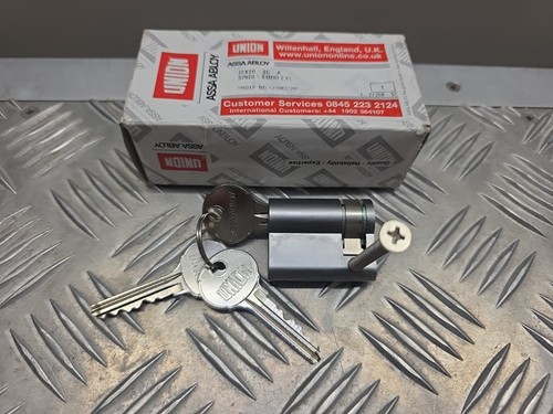 Half euro cylinder union 40mm - ,