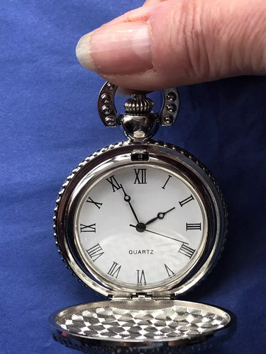 Vtg style silver tone - vtg,