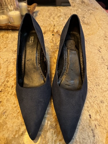 Dark teal blue - teal,