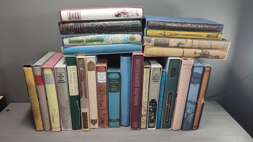 Large quantity folio - of,