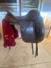 Farrington Brown Dressage Saddle Medium 17.5”