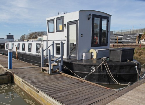 Houseboat barge metres - houseboat,