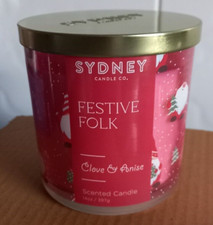 Twin wick candle in a