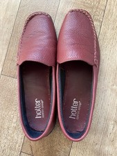 Pair Of Hotter Burgundy Shoes Size 6