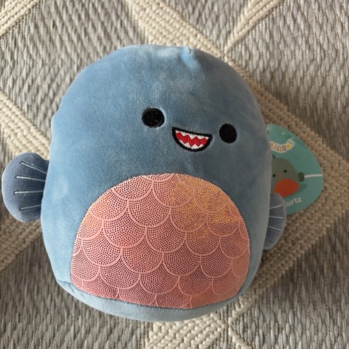 Squishmallow kurtz shark