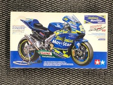 Tamiya 1/12 - Honda RC211V '03 Team Telefonica Movistar Motorcycle Kit 14094