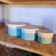 Storage Tins Blue Cream