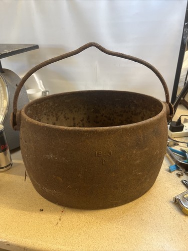 Holcroft cast iron - iron, pint