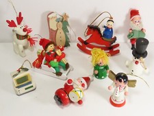 10 Christmas LG Wooden