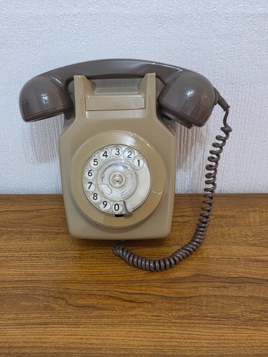 Rotary dial corded telephone
