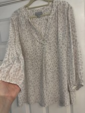 Pure Collection Women's Silk Blouse Size 16 White with Grey Pattern