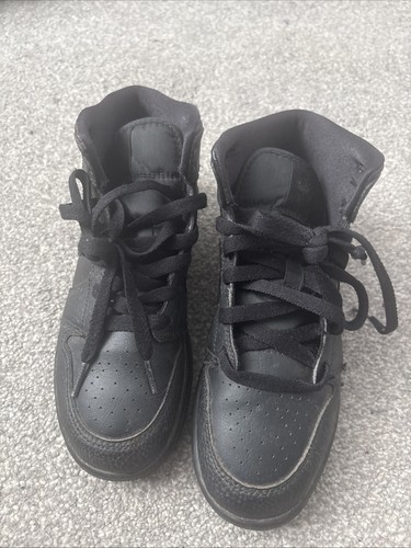 Nike trainers high top black