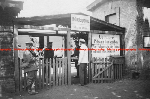 F023904 german front - front, line
