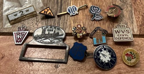 Vintage badge job lot - wvs, yha