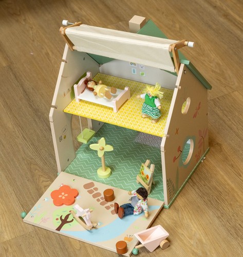 Classic world wooden - world,