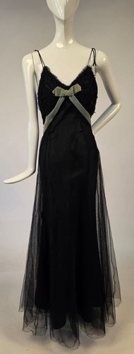 Antique 1930 black net - net, +