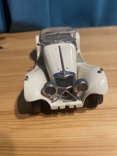 Franklin mint scale model - of, a