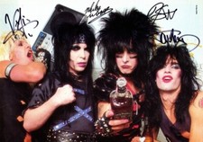 MOTLEY CRUE ENTIRE GROUP