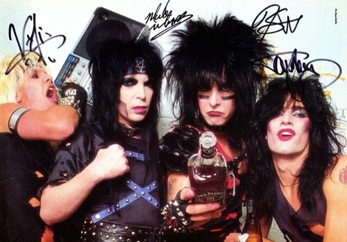 Motley crue entire group - motley,