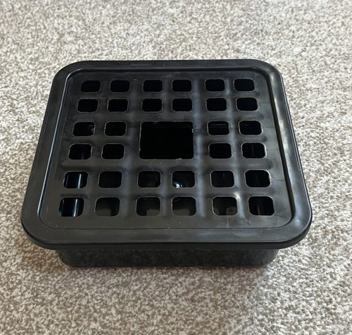 Used large black plastic - large, drip
