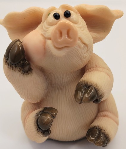 Piggin toothache figurine - piggin,