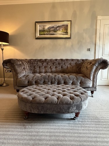 Distinctive chesterfields - distinctive, chesterfields’