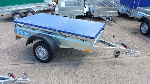 Brand new flat tarpaulin cover - new,