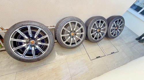 Porsche 9j1 taycan - taycan, sport