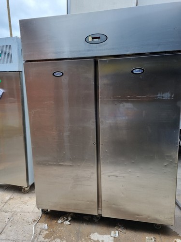 Foster upright double doors - foster,