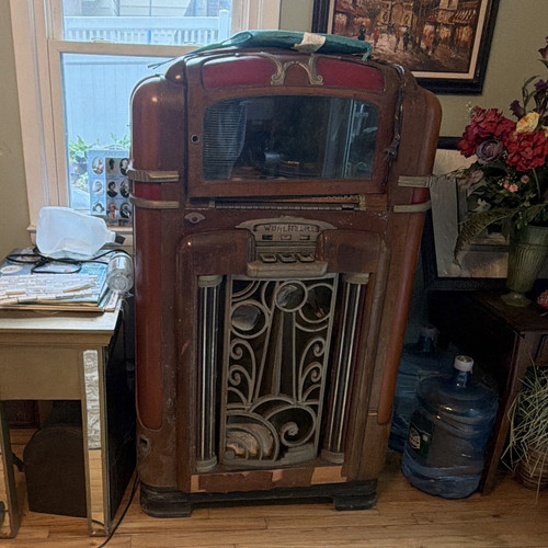 Wurlitzer vintage jukebox - wurlitzer,