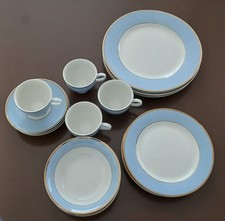Doulton Blue & Gold 20 piece