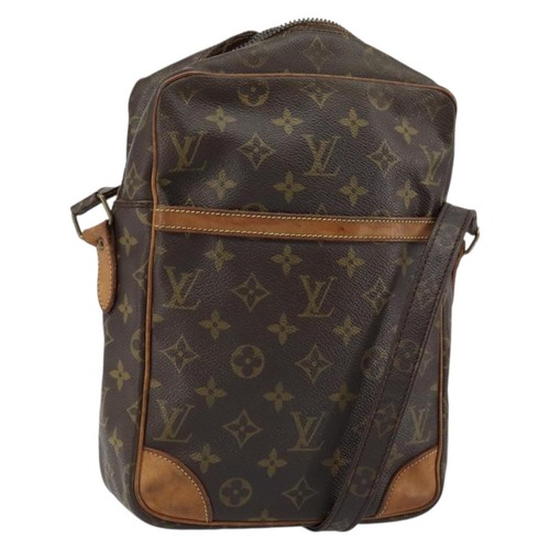 Louis vuitton monogram - louis,